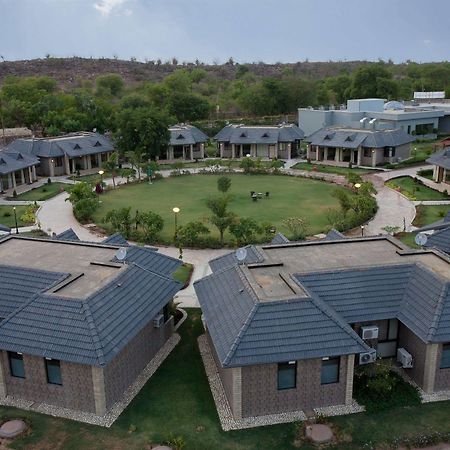 Shri Radha Brij Vasundhara Resort & Spa Govardhan Exterior foto