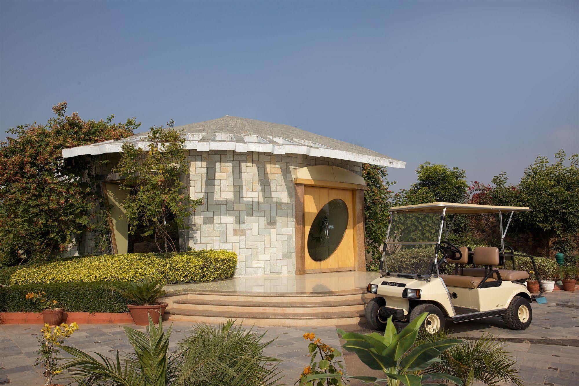 Shri Radha Brij Vasundhara Resort & Spa Govardhan Exterior foto