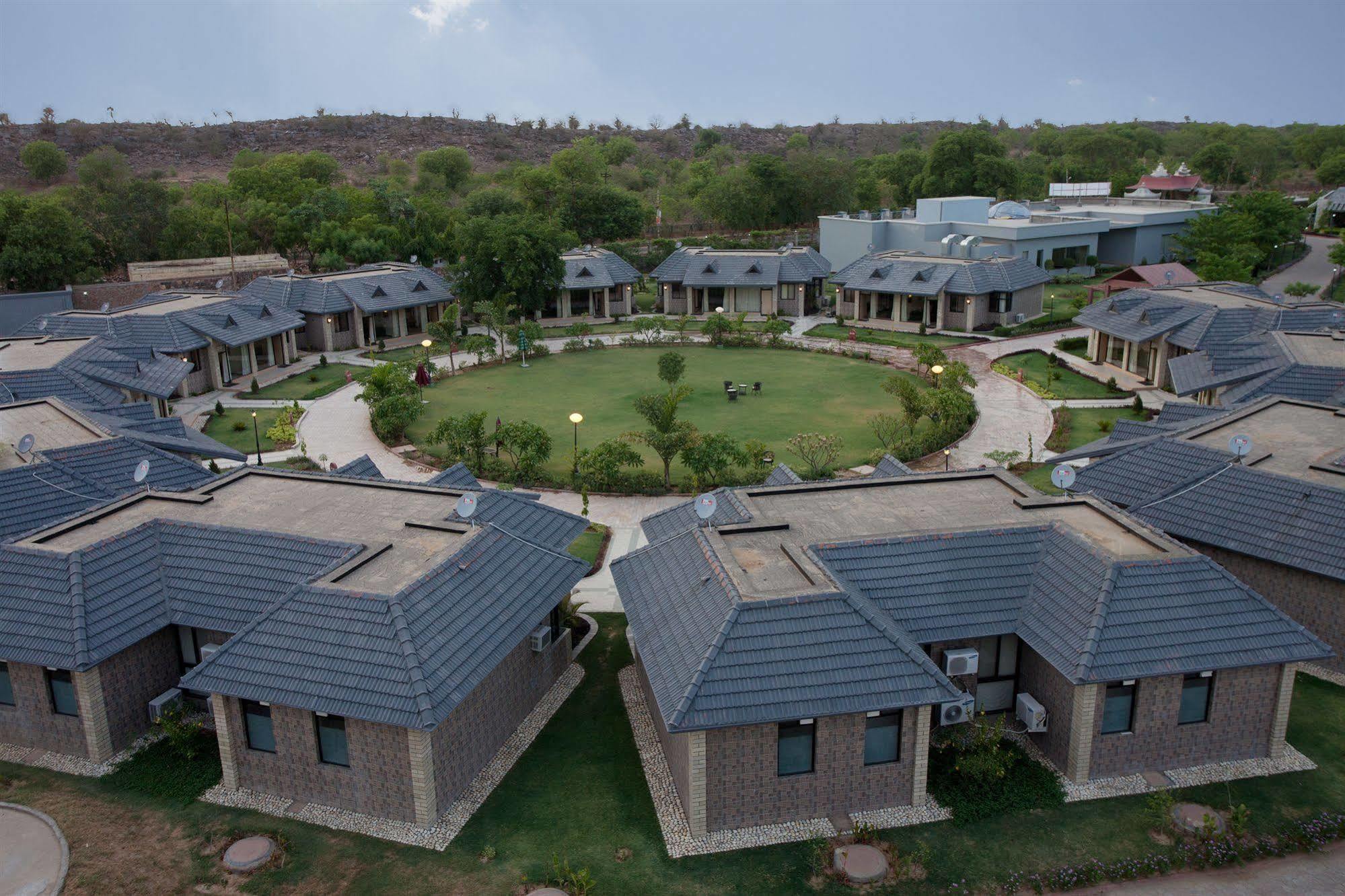 Shri Radha Brij Vasundhara Resort & Spa Govardhan Exterior foto