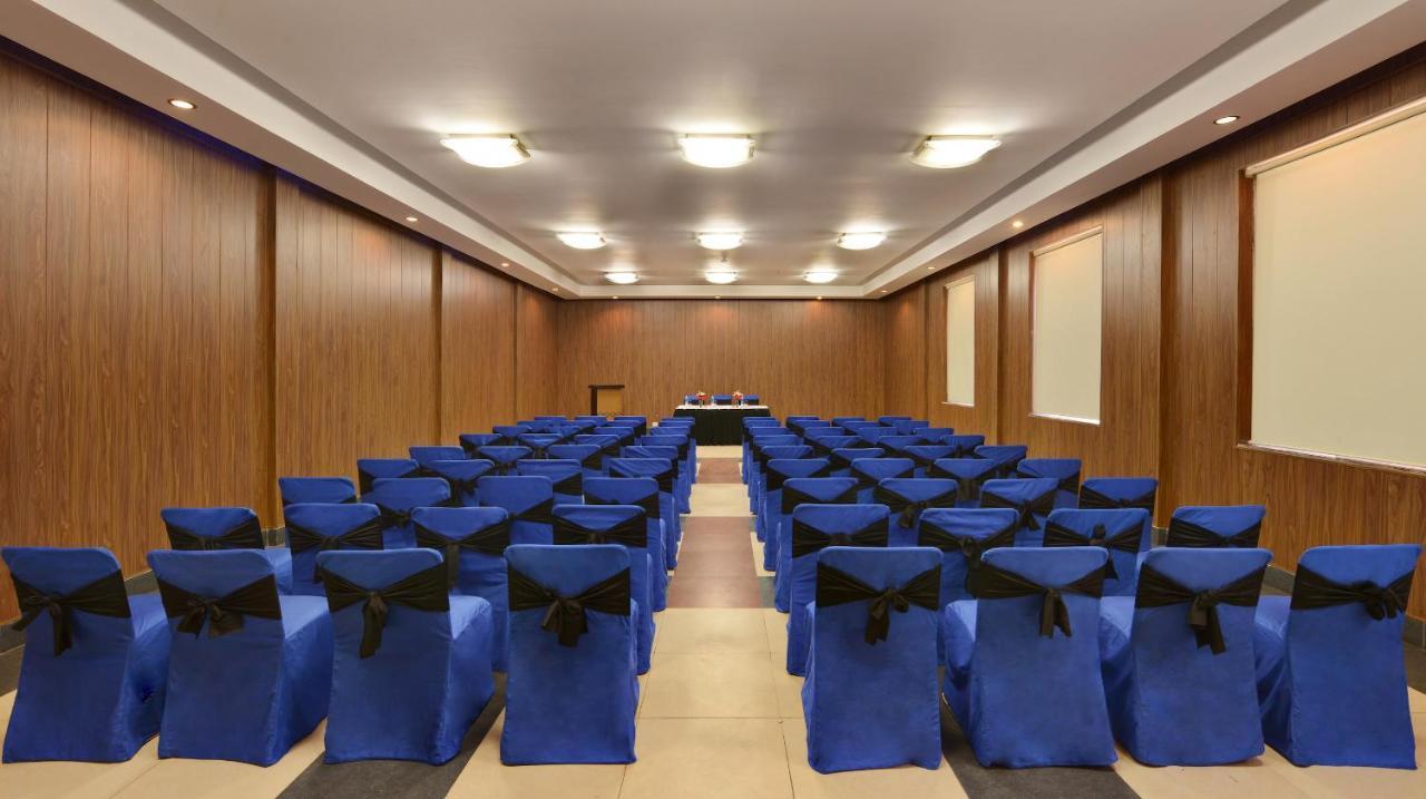 Shri Radha Brij Vasundhara Resort & Spa Govardhan Exterior foto